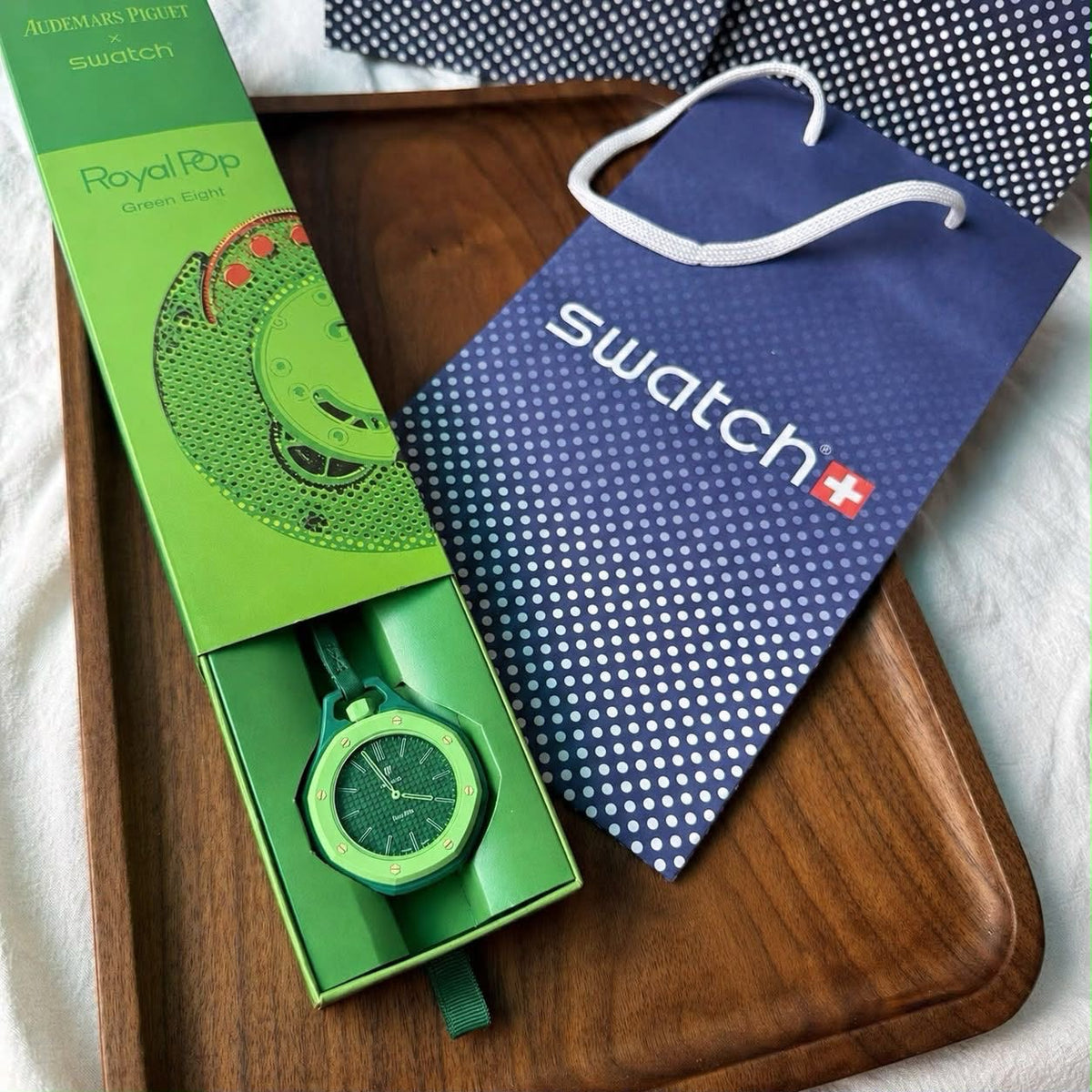 AP x Swatch Royal Pop – Green Eight